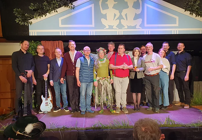 Bild zeigt die Dartseller des Nockherbergs in Neubeuern